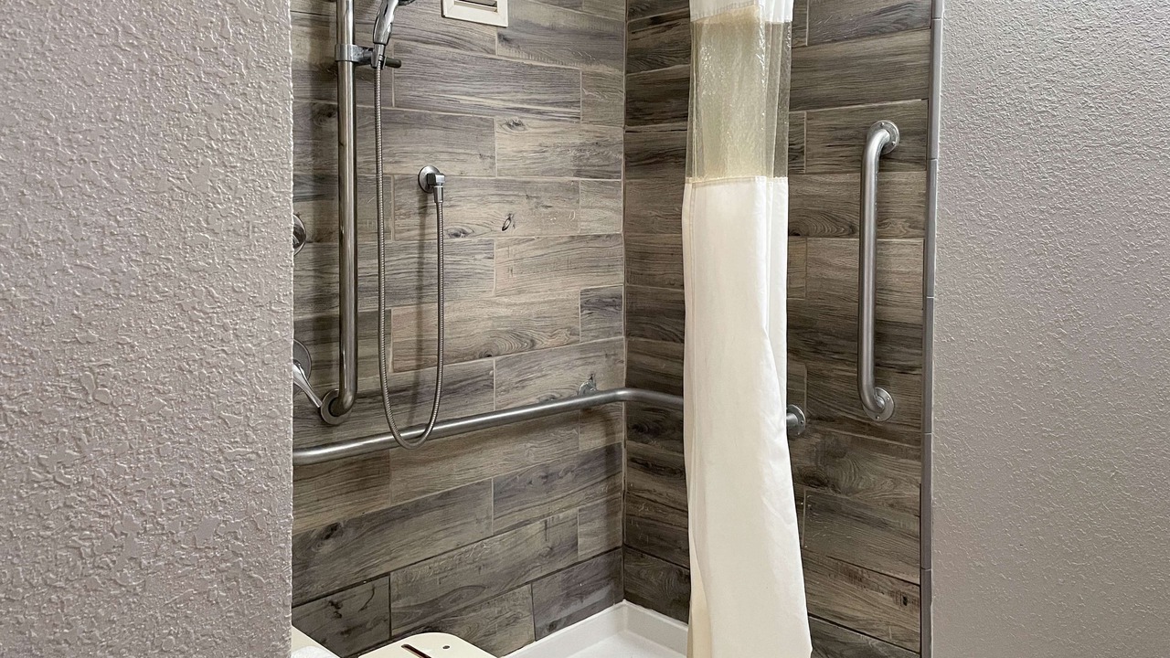 Photo of Bathroom in Marianna