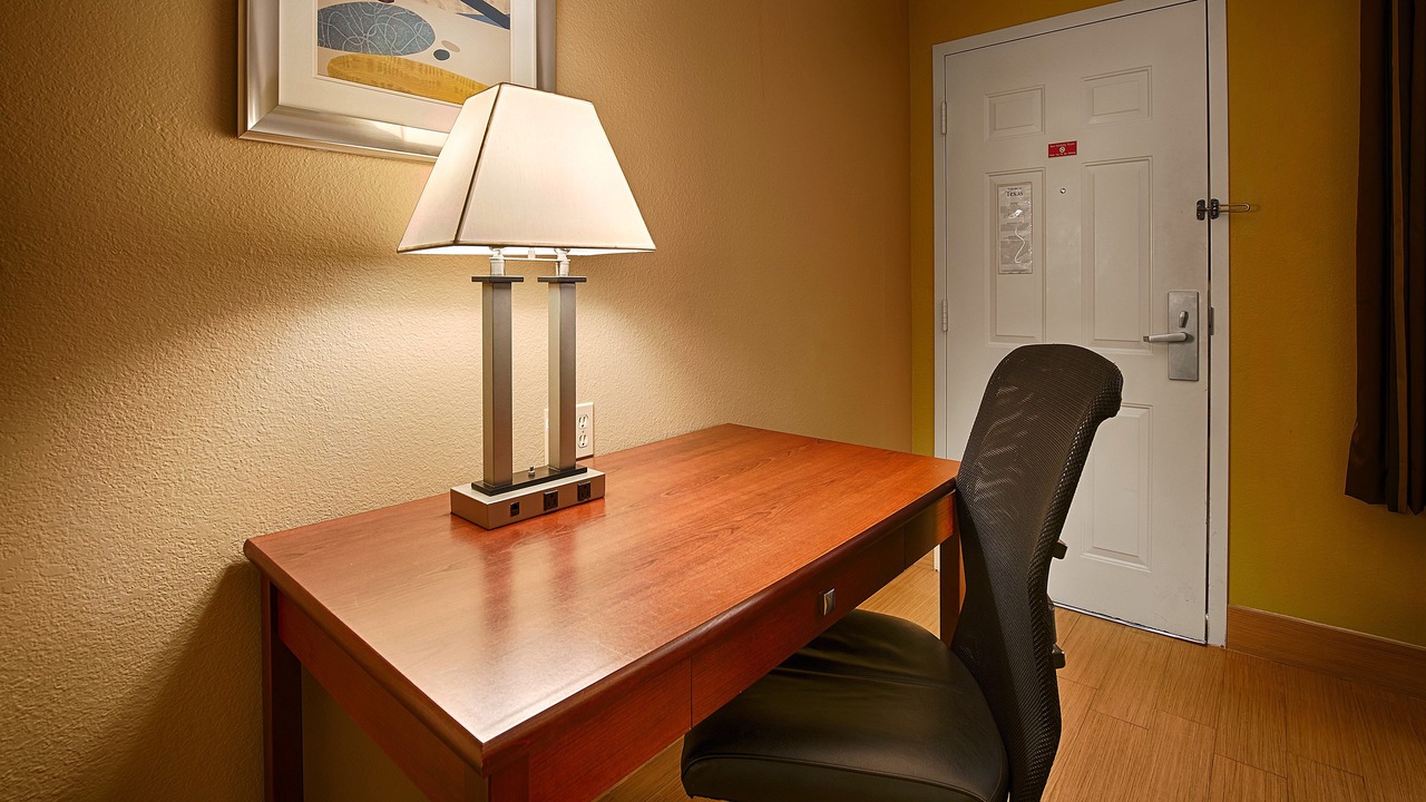 Photo of Bedroom in Munras Avenue