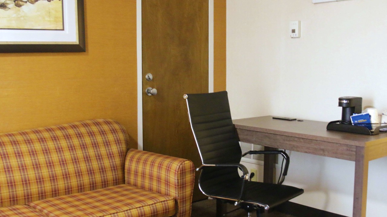 Photo of Bedroom in Cheektowaga