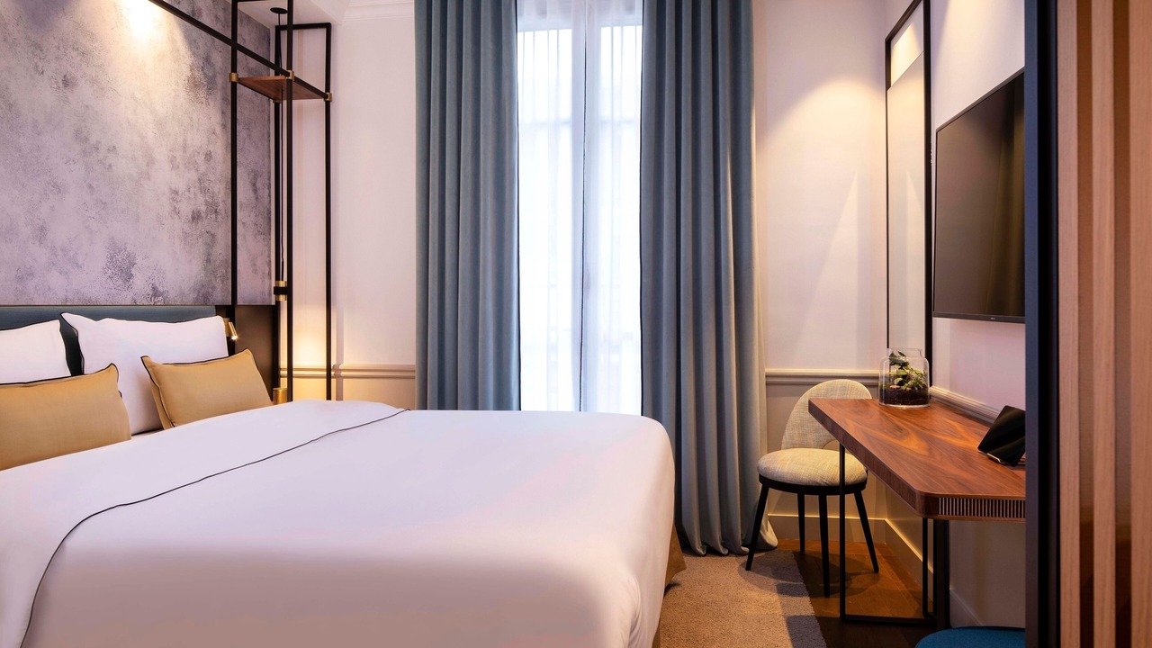 Photo of Bedroom in Notre-Dame-des-Champs