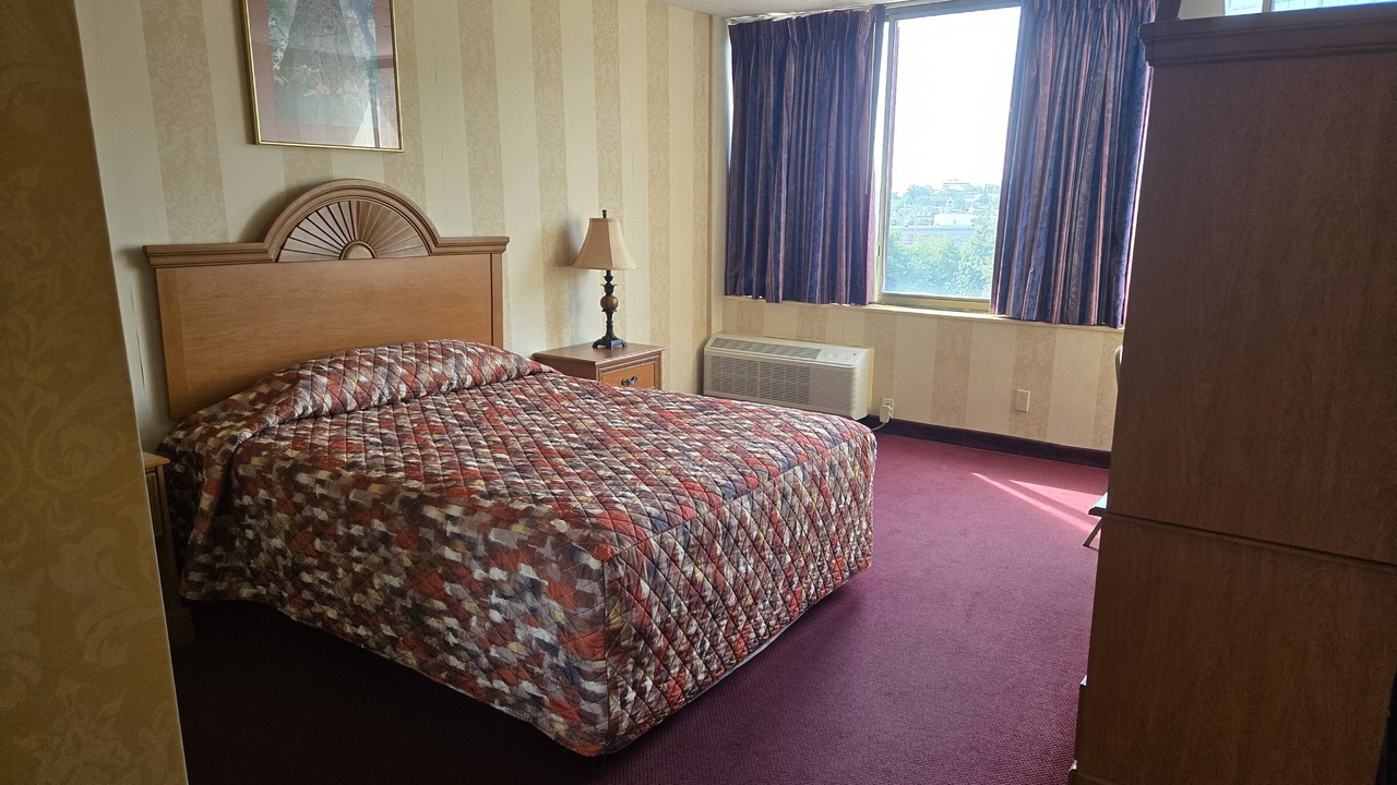 Photo of Bedroom in Downtown