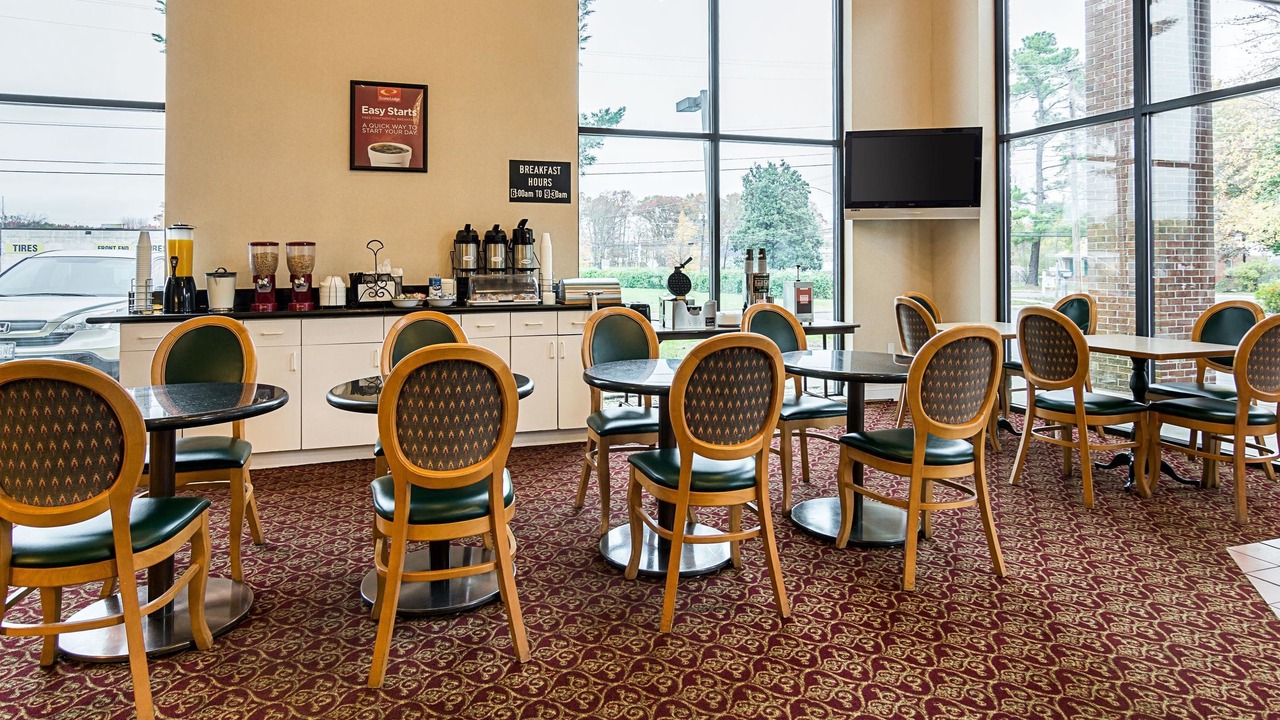 Photo of Others in Clinton