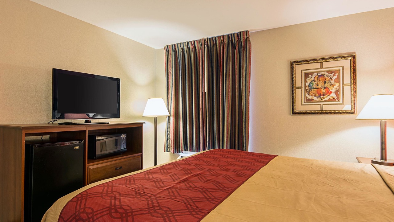 Photo of Others in Clinton