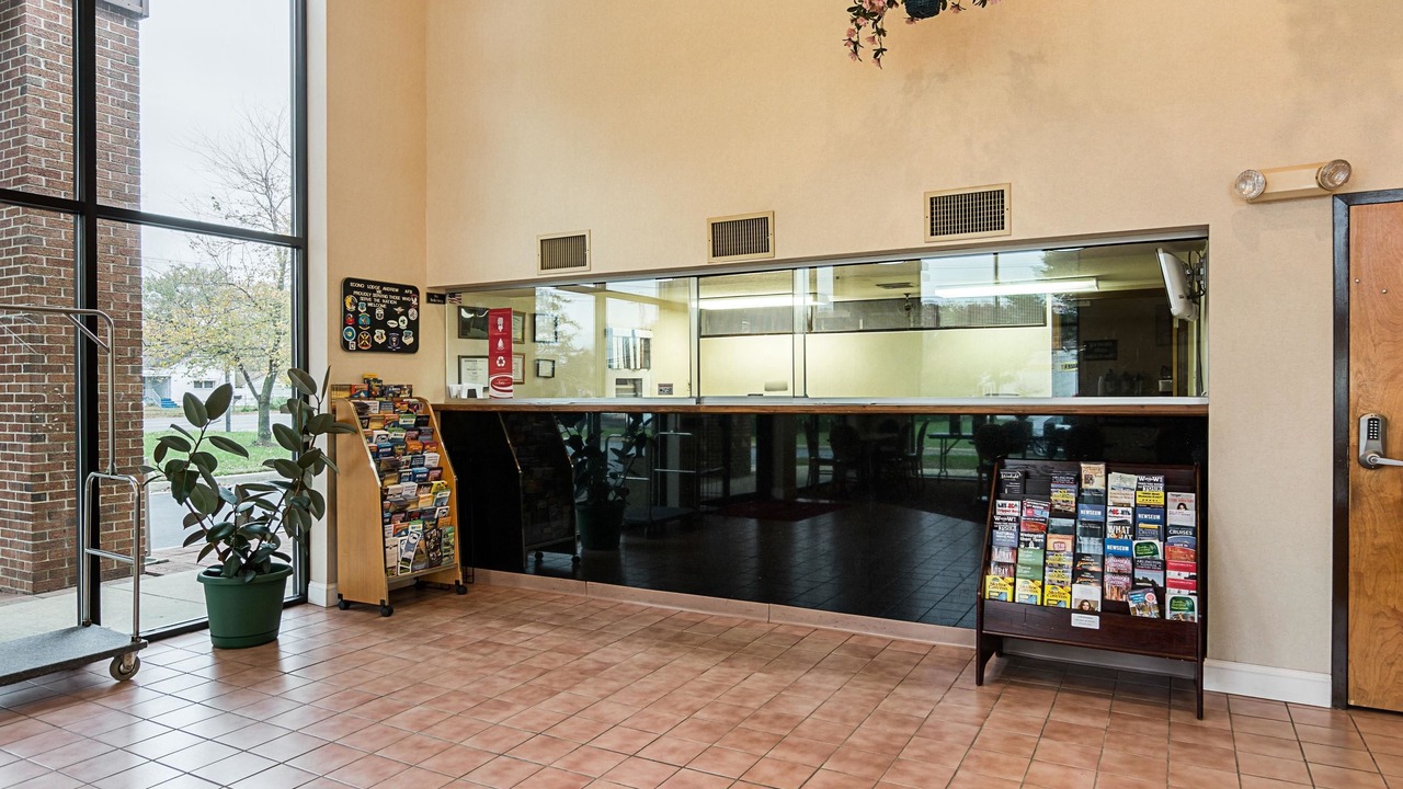 Photo of Others in Clinton