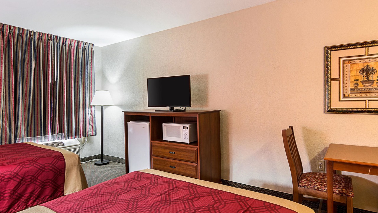 Photo of Others in Clinton