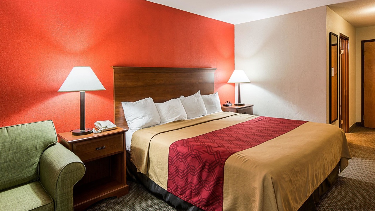 Photo of Others in Clinton