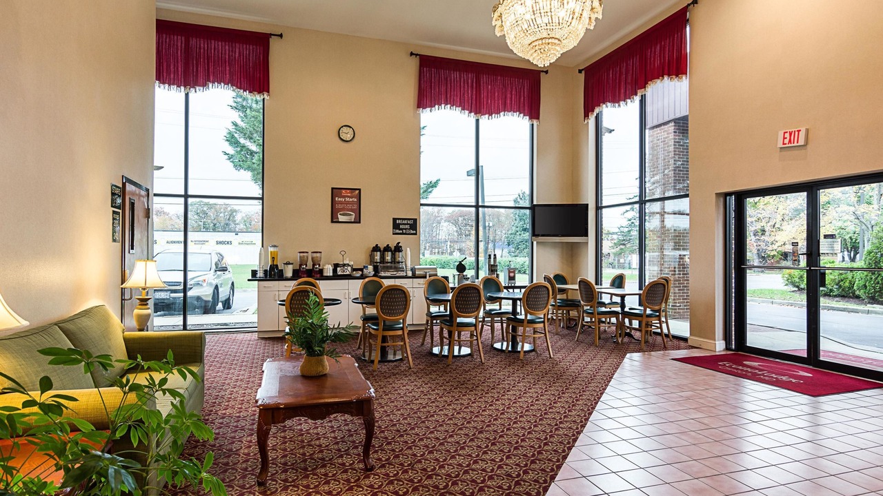 Photo of Others in Clinton