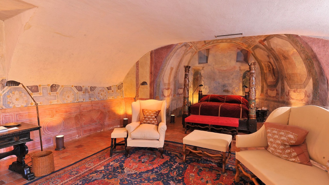 Photo of Bedroom in Beaujolais Pierres Dorees