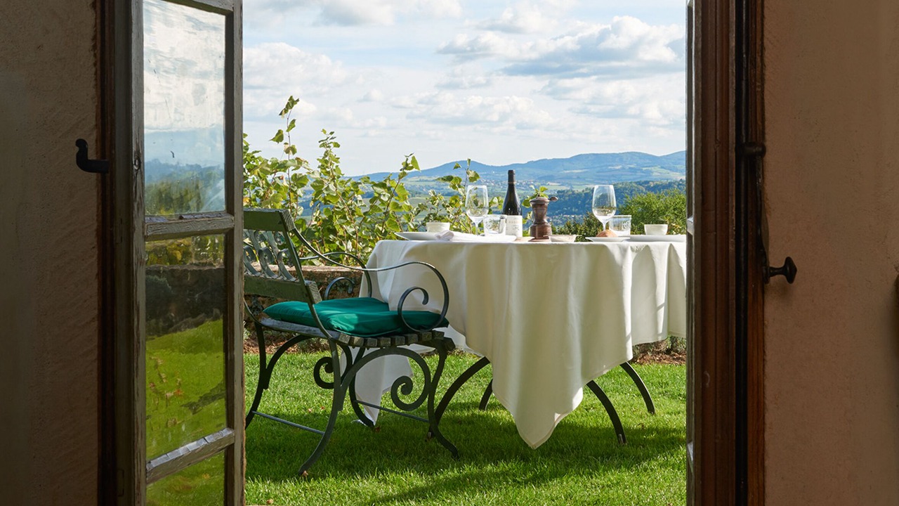 Photo of Bedroom in Beaujolais Pierres Dorees
