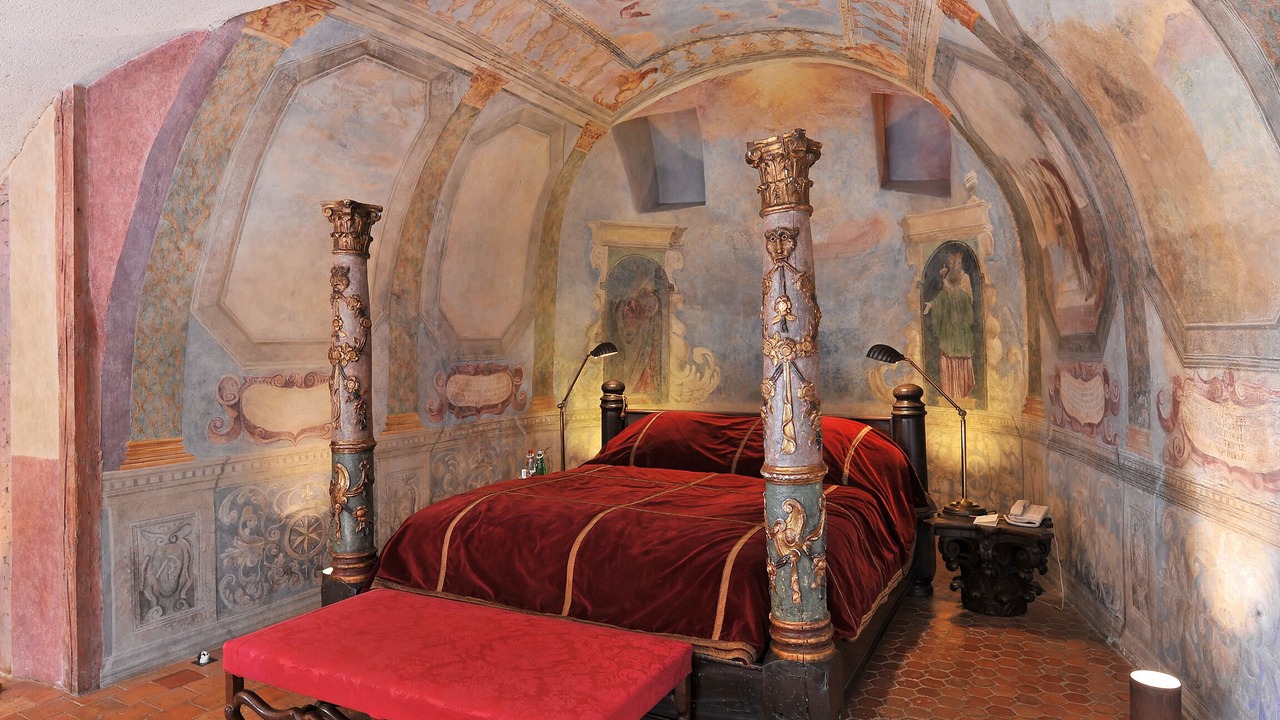 Photo of Bedroom in Beaujolais Pierres Dorees