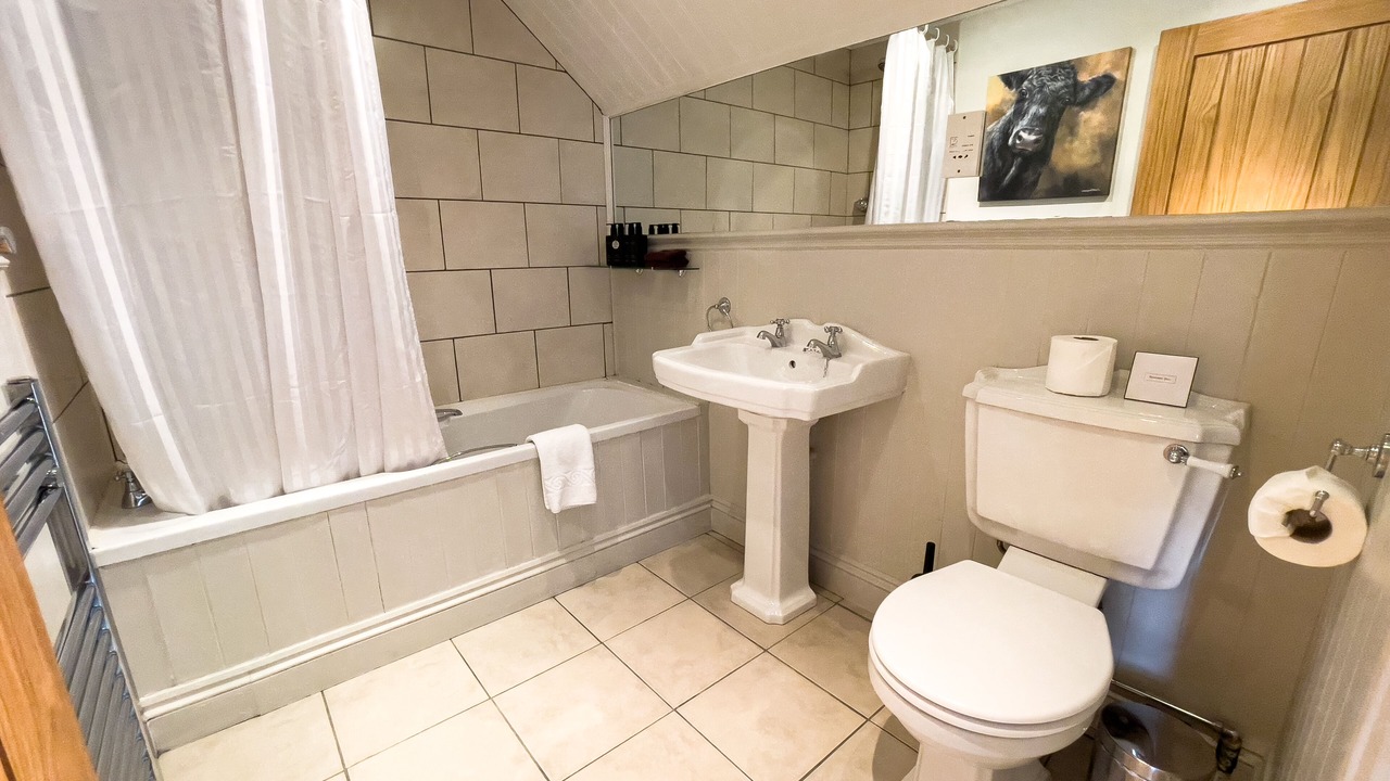 Photo of Bathroom in Crook