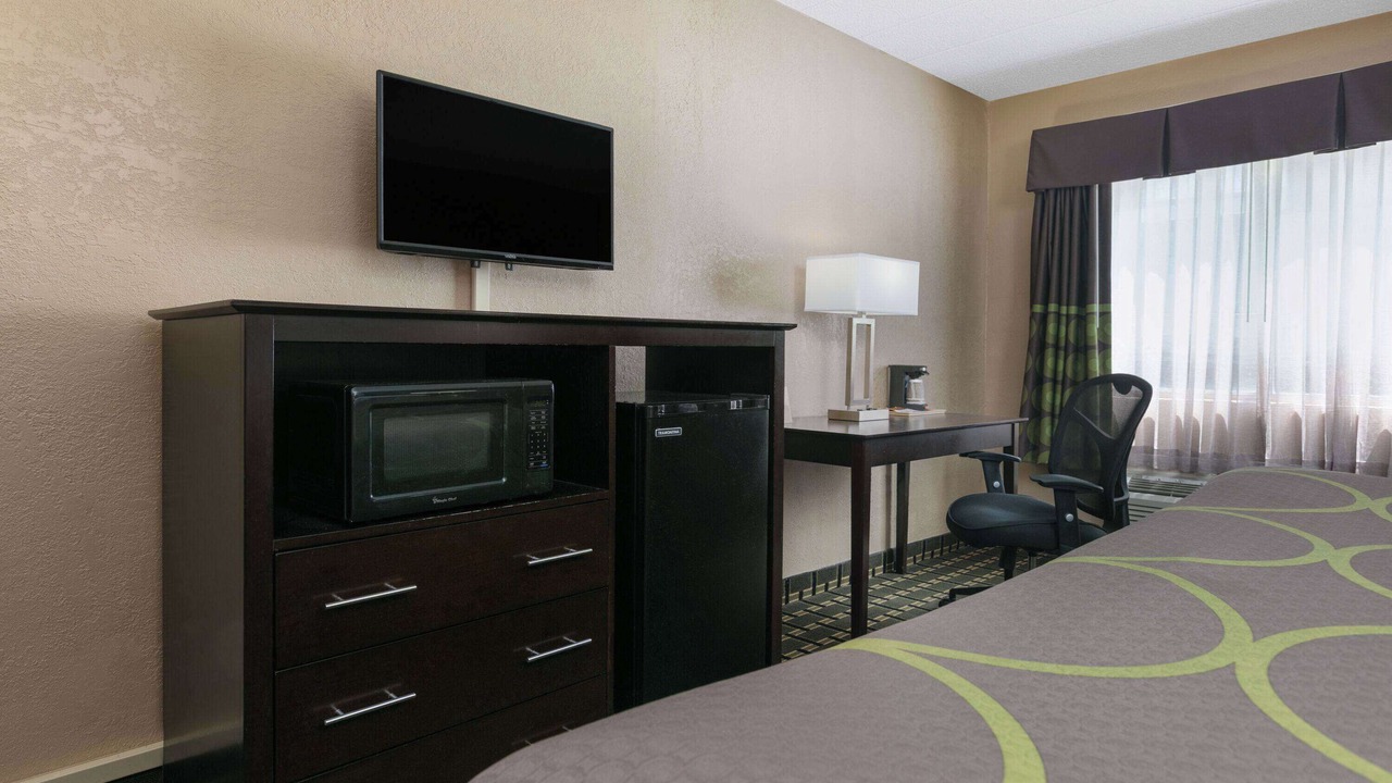 Photo of Bedroom in Grand Prairie