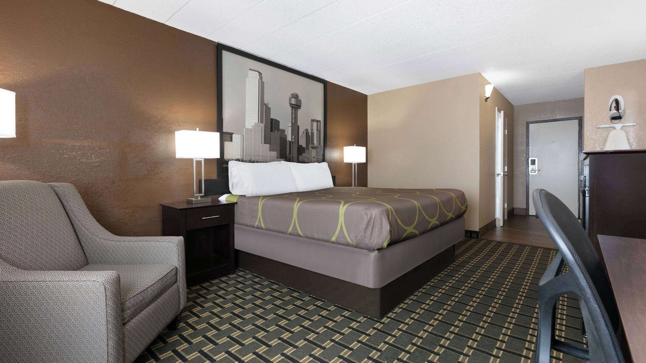 Photo of Bedroom in Grand Prairie