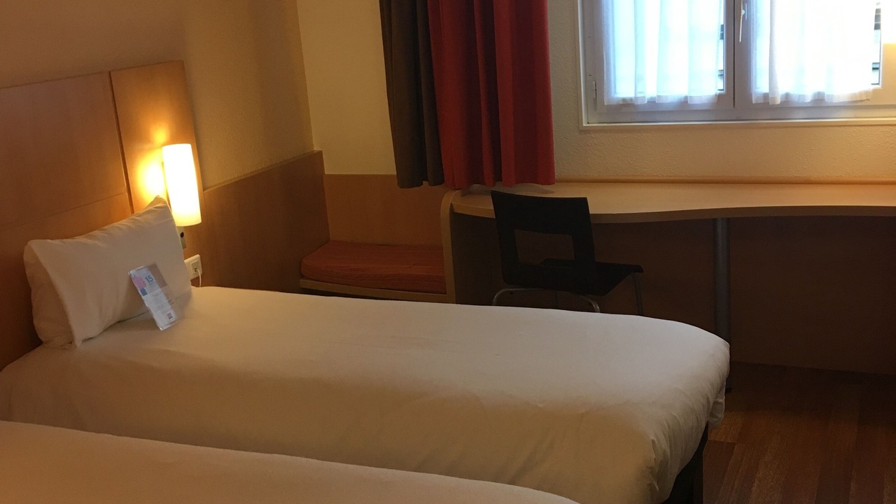 Photo of Bedroom in Alencon