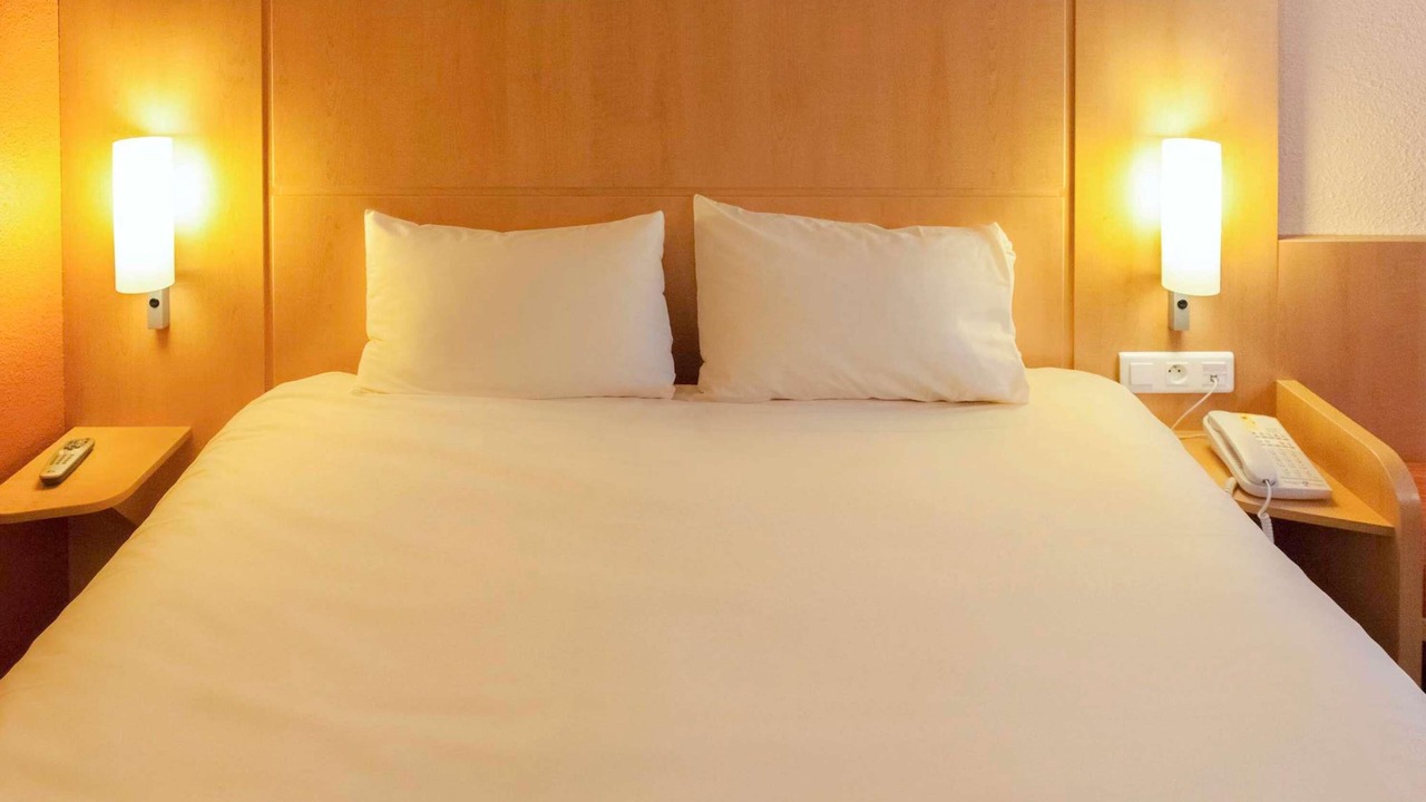 Photo of Bedroom in Alencon