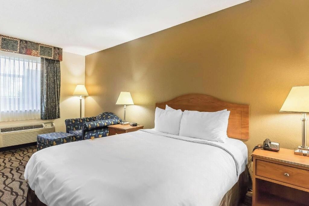 Photo of Bedroom in Charleston