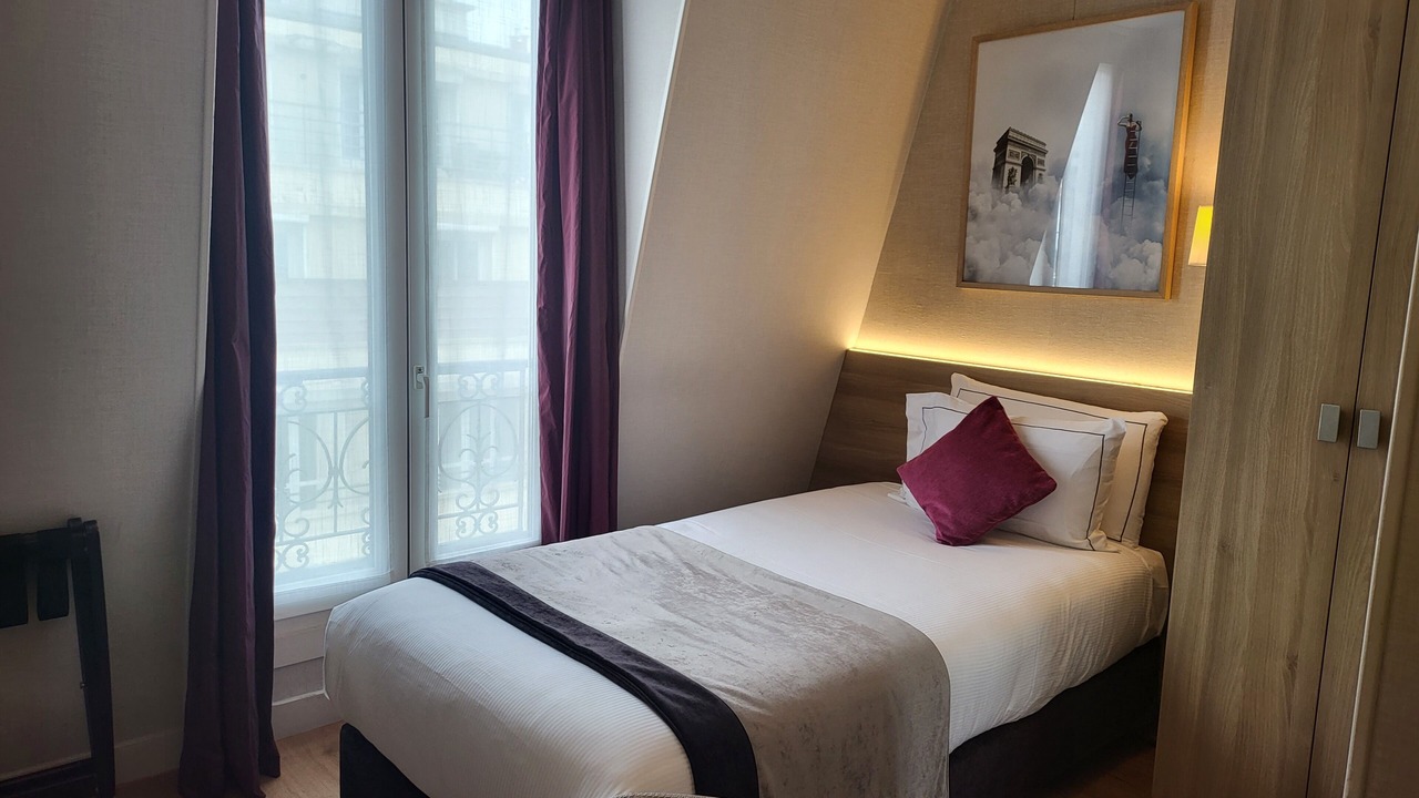 Photo of Bedroom in Ternes