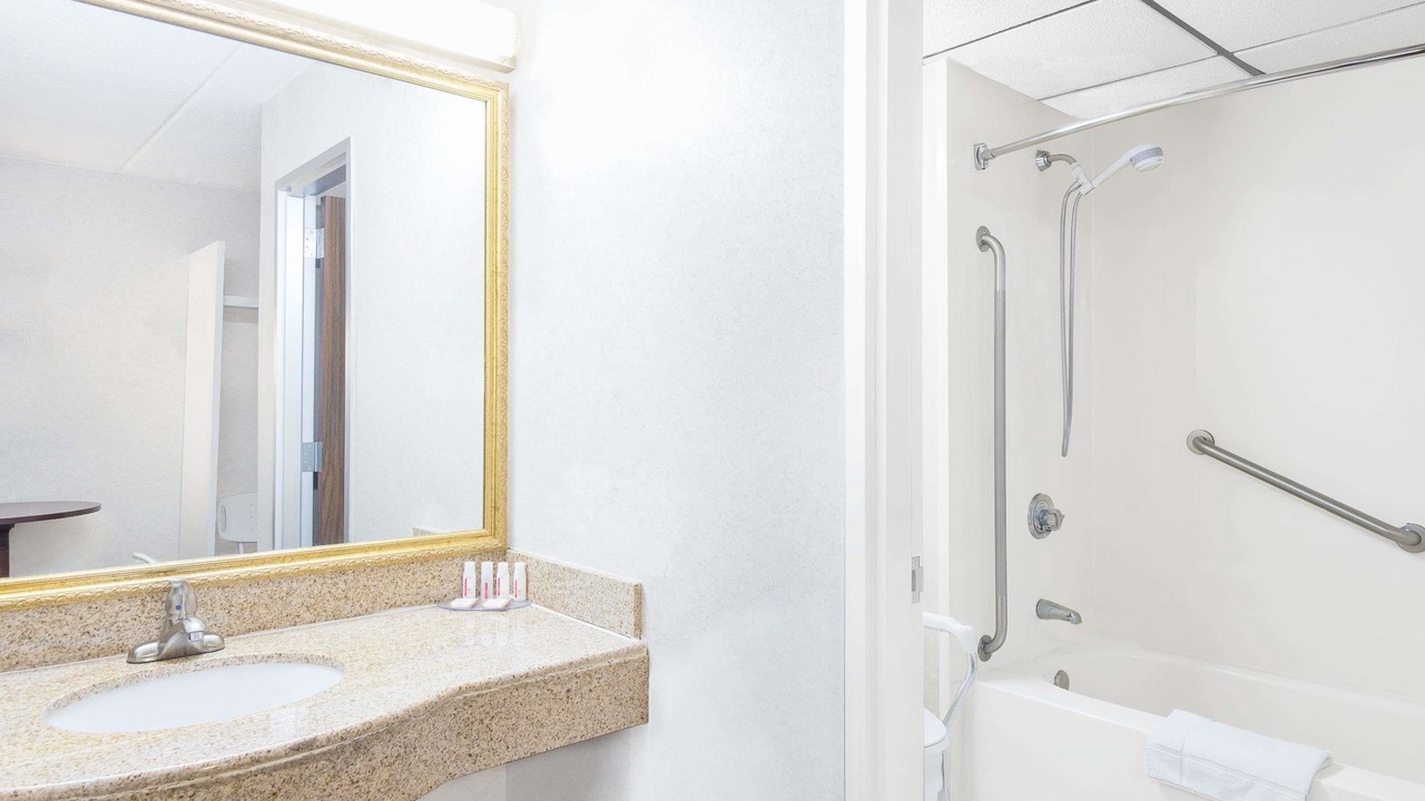 Photo of Bathroom in Saugerties