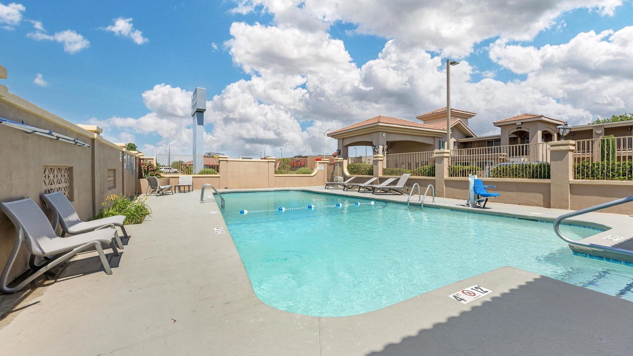 Photo of Outdoor in Roswell