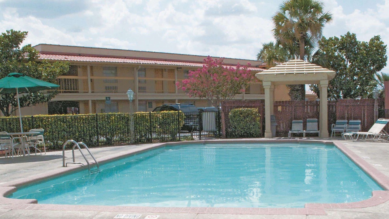 Photo of Outdoor in Harlandale