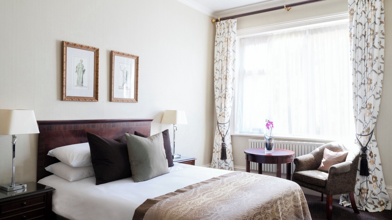 Photo of Bedroom in Basingstoke