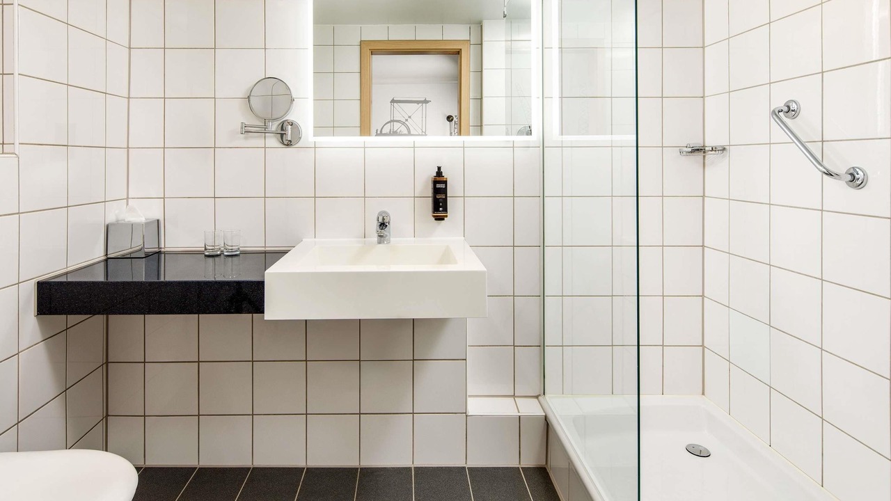 Photo of Bedroom in Llanedeyrn