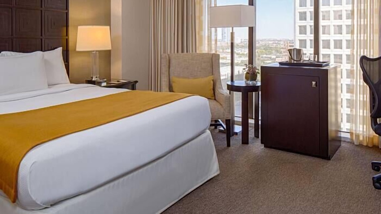 Photo of Bedroom in Greenway Plaza-Upper Kirby