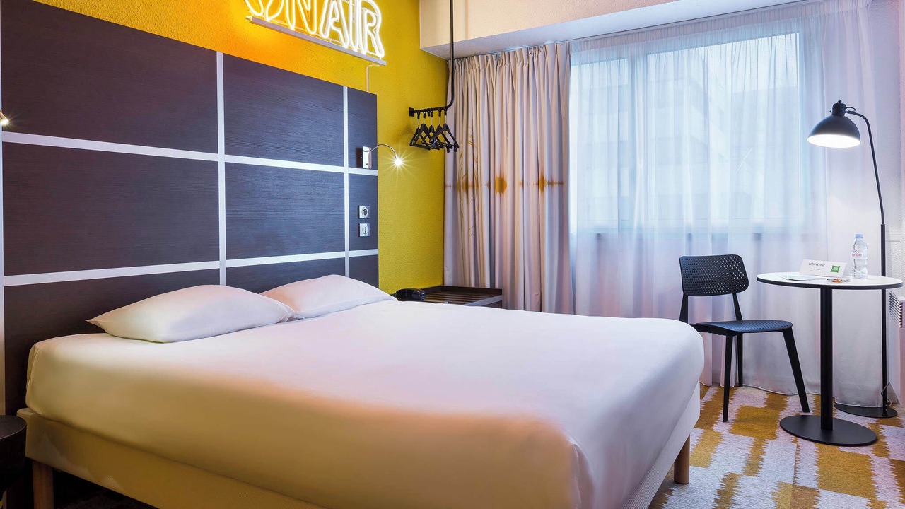 Photo of Bedroom in Quartier Massy-Opera I