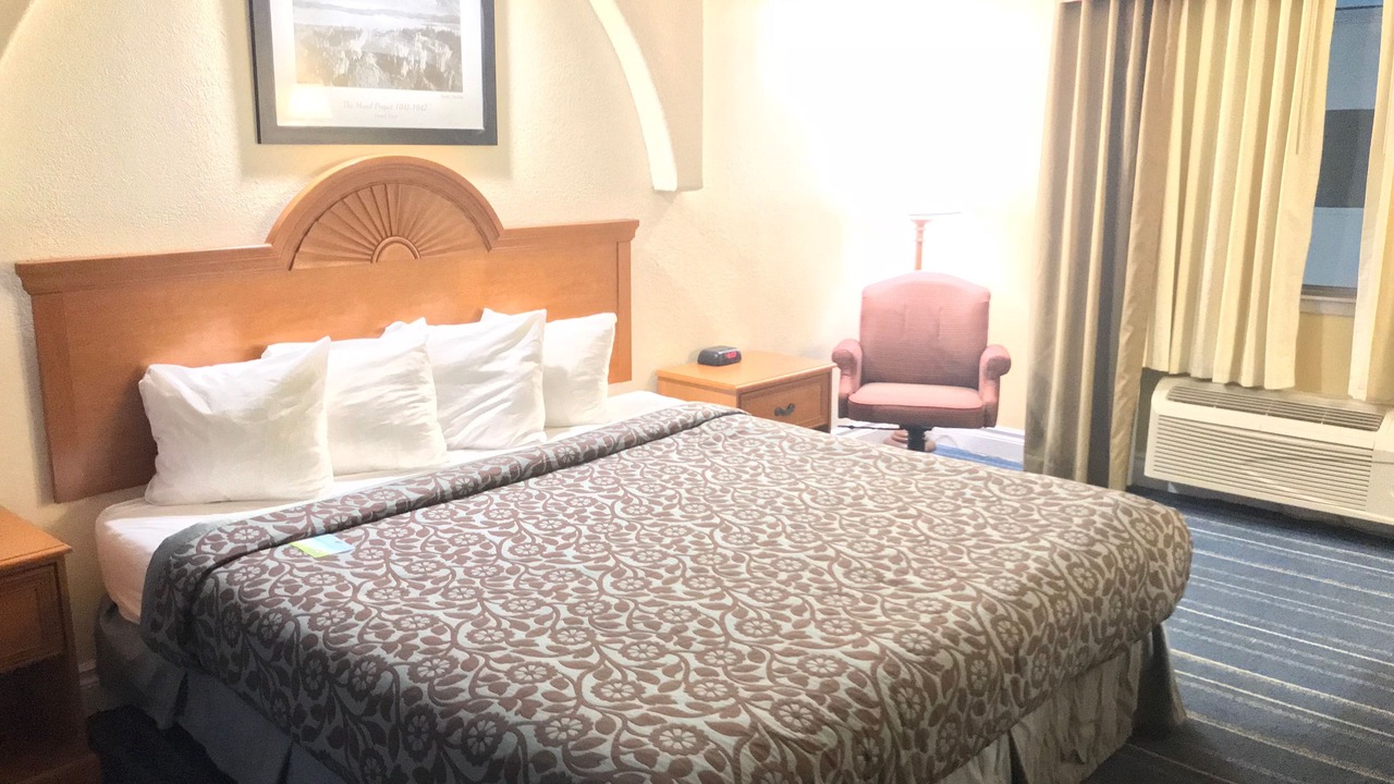 Photo of Bedroom in North San Antonio - SAT