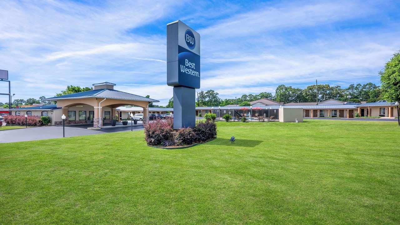 Photo of Outdoor in Northport