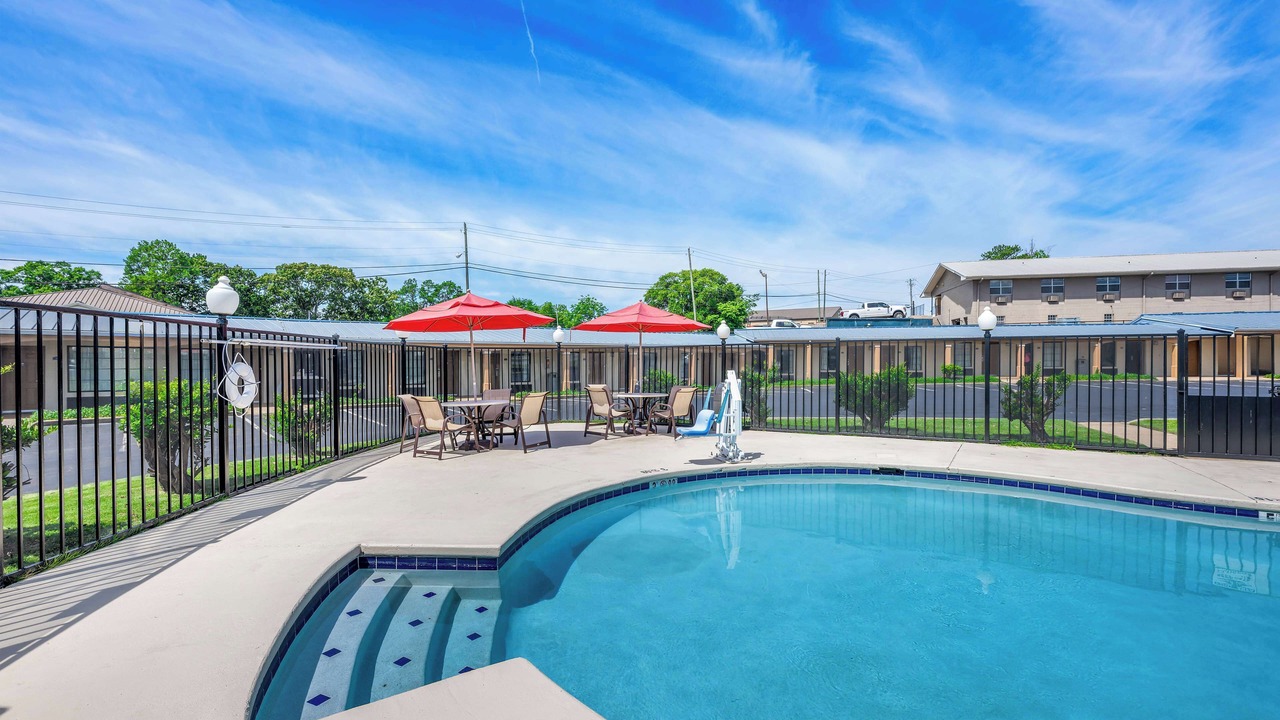 Photo of Outdoor in Northport