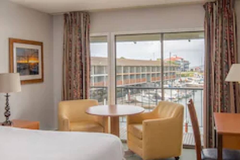 Photo of Others in Astoria