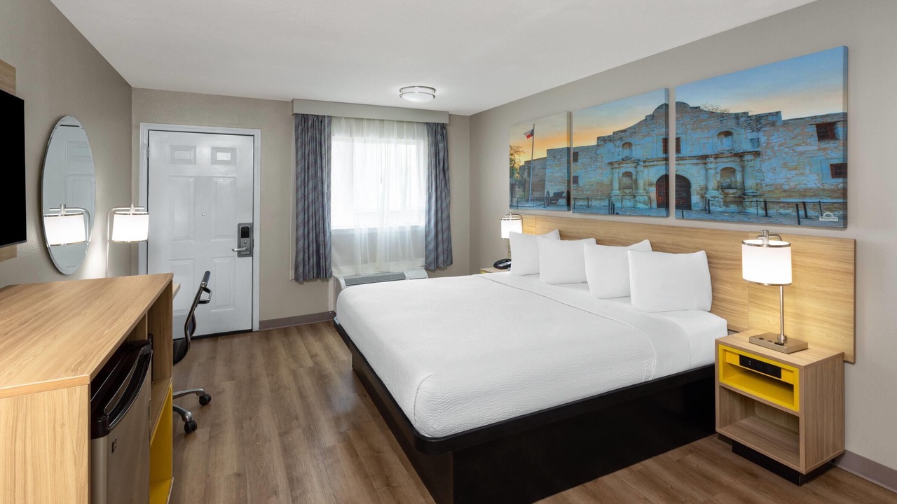 Photo of Bedroom in Temple