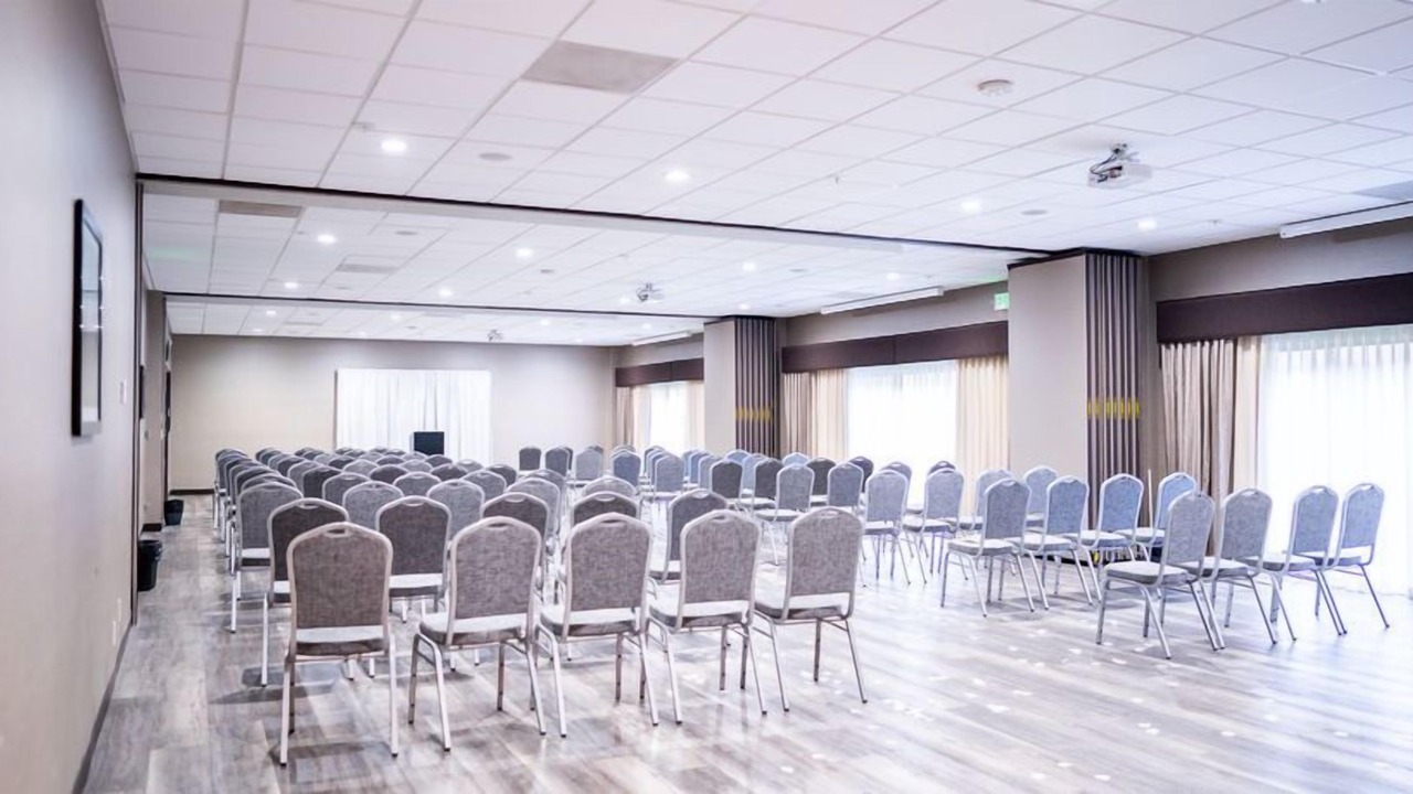 Photo of Others in Salem