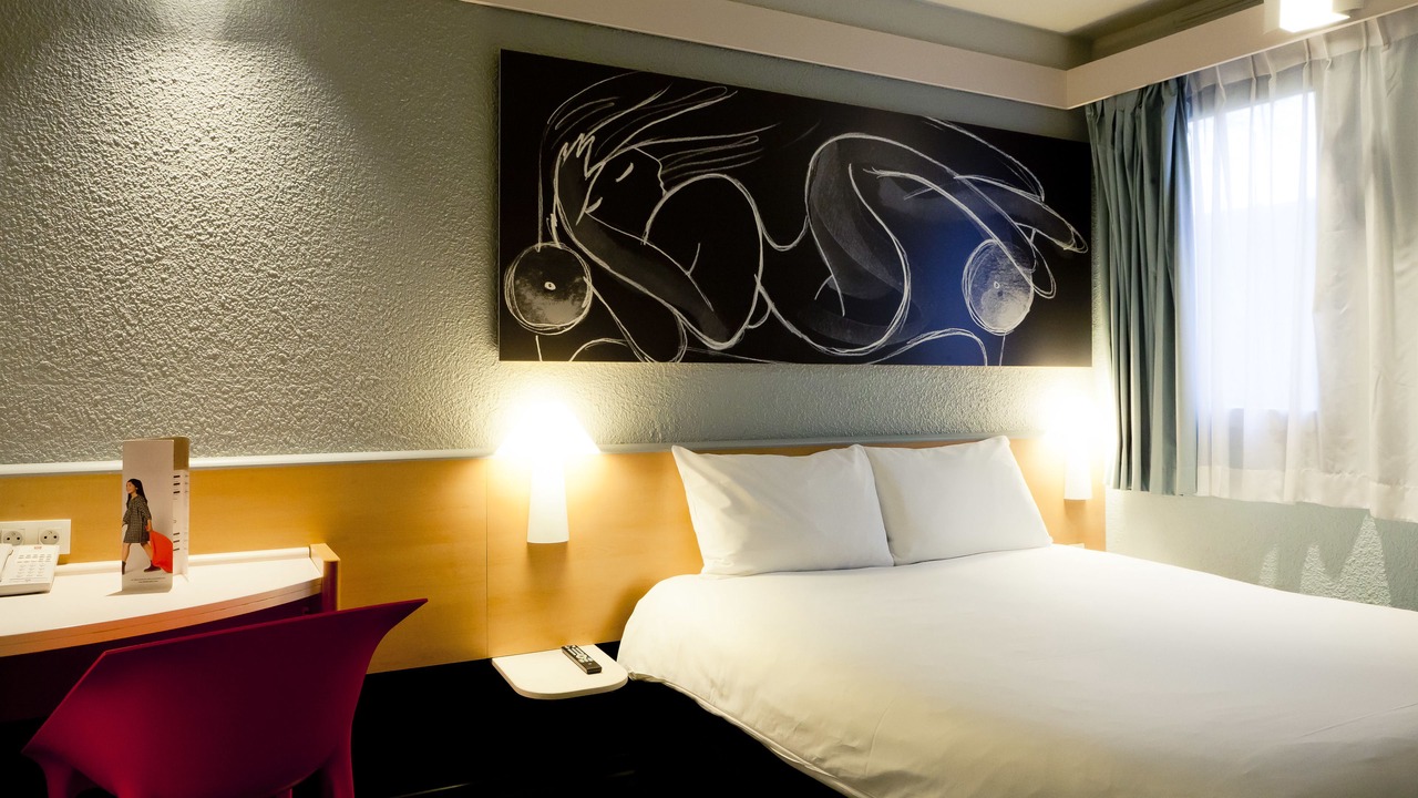 Photo of Bedroom in Dardilly