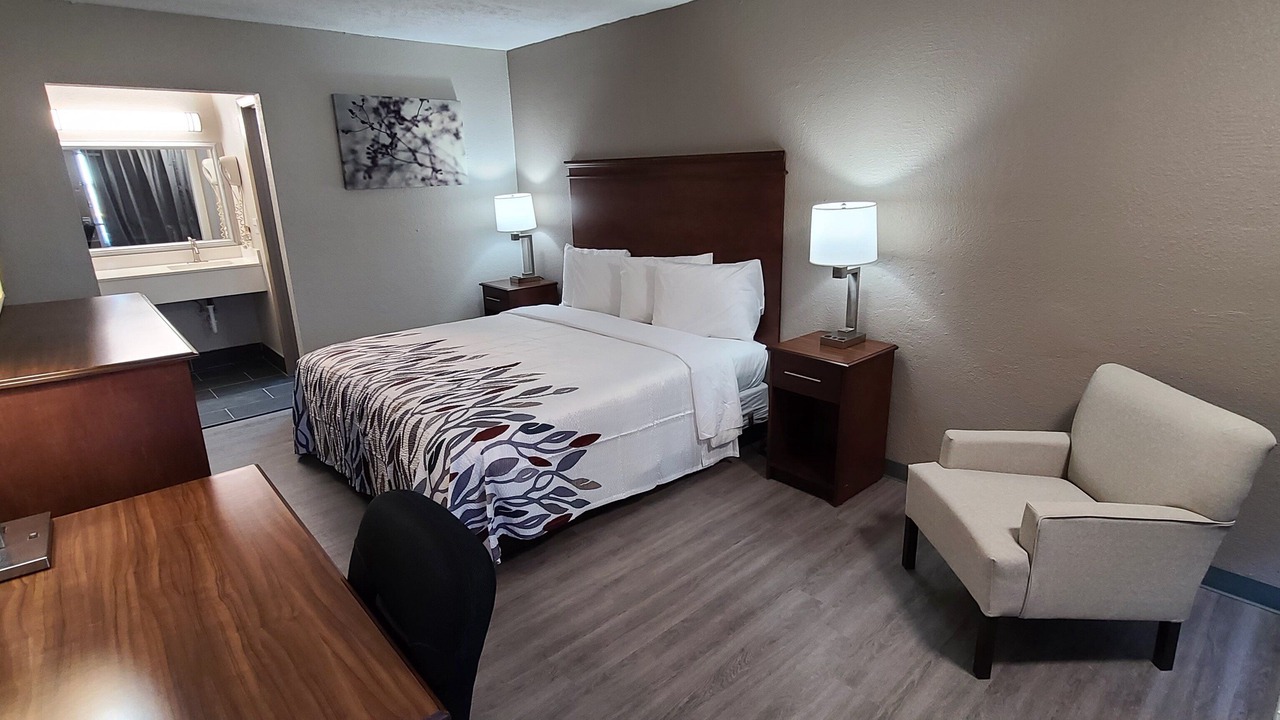 Photo of Bedroom in LaGrange