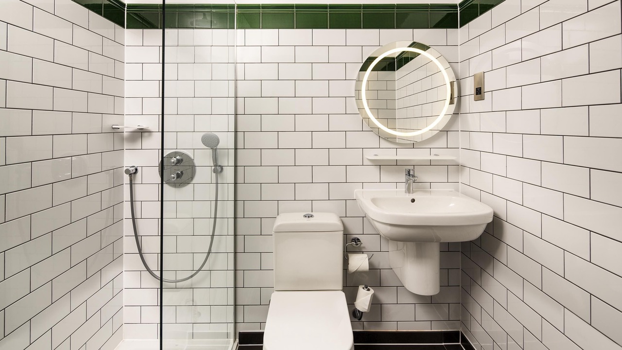 Photo of Bedroom in Queen's Gate