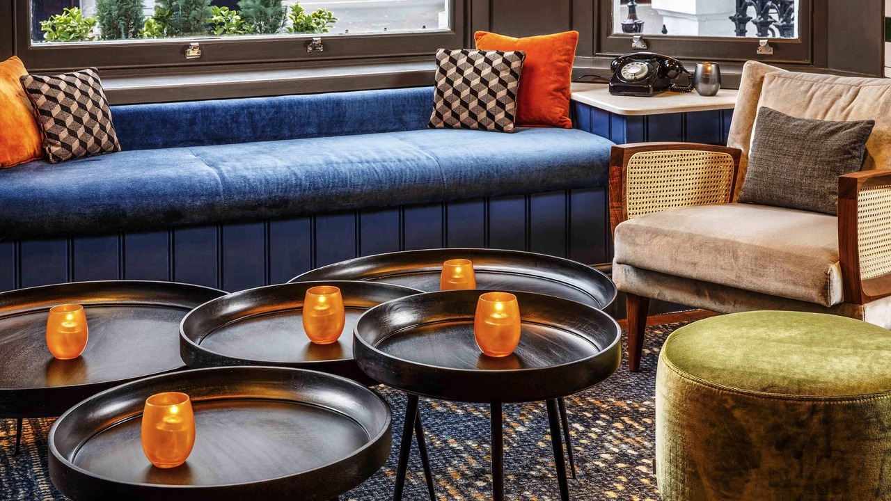 Photo of Others in Queen's Gate