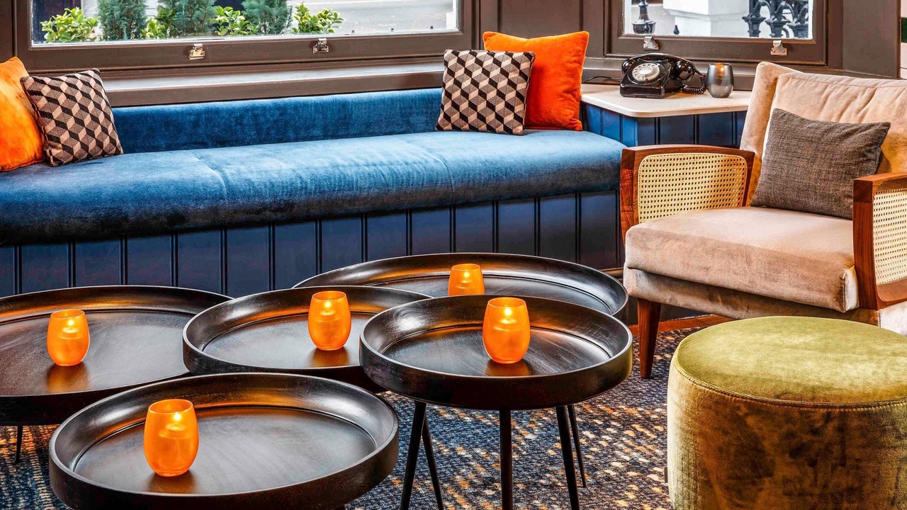 Photo of Others in Queen's Gate