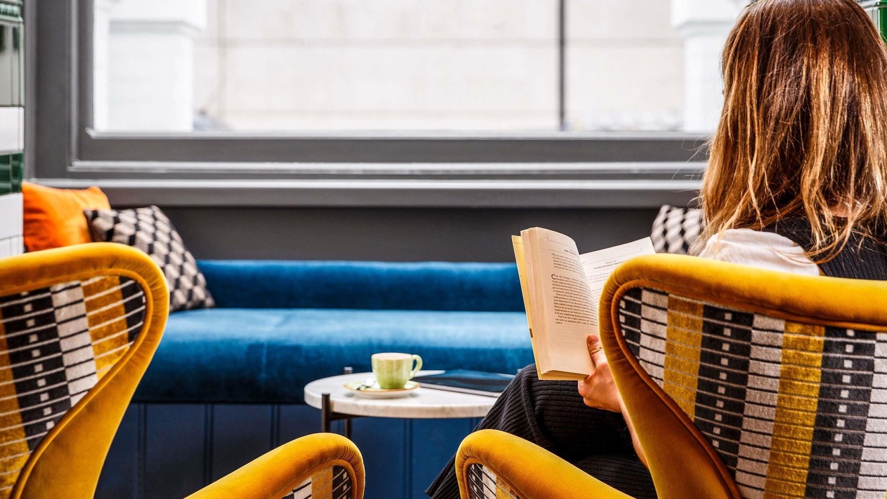 Photo of Others in Queen's Gate