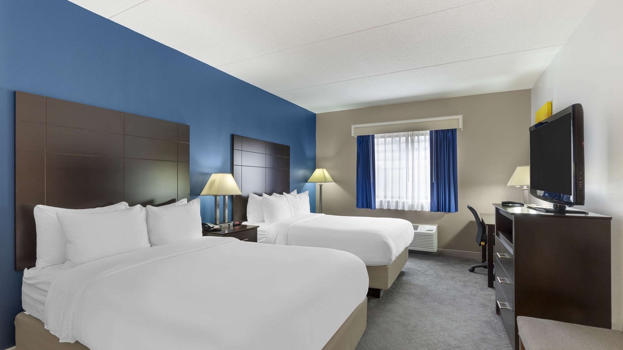 Photo of Bedroom in Mundelein