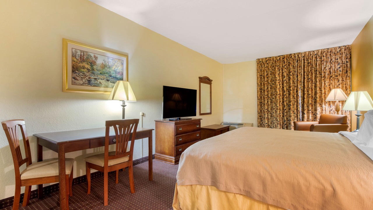 Photo of Bedroom in Warner Robins