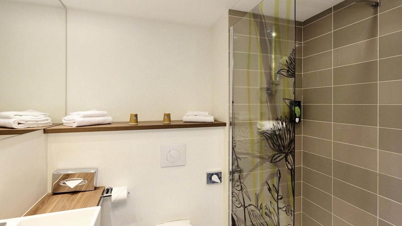 Photo of Bedroom in Begles