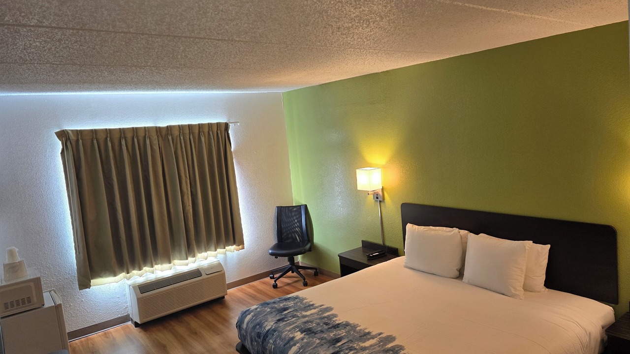 Photo of Bedroom in Willoughby