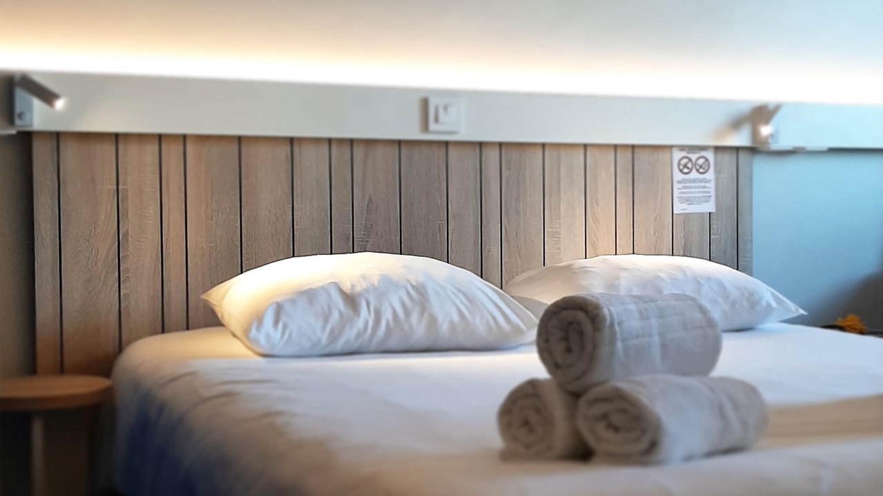 Photo of Bedroom in Cesson-Sevigne