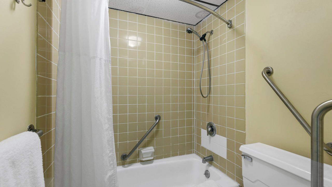 Photo of Bathroom in Alexandria