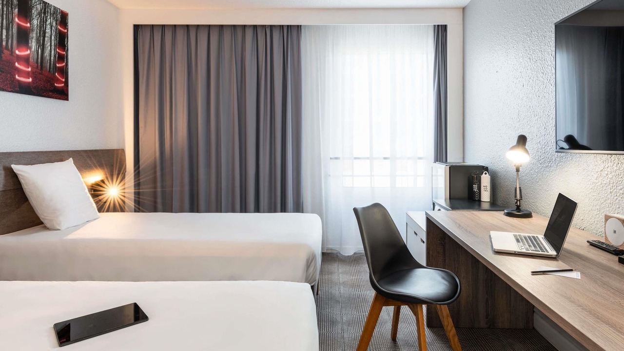 Photo of Bedroom in Bagnolet