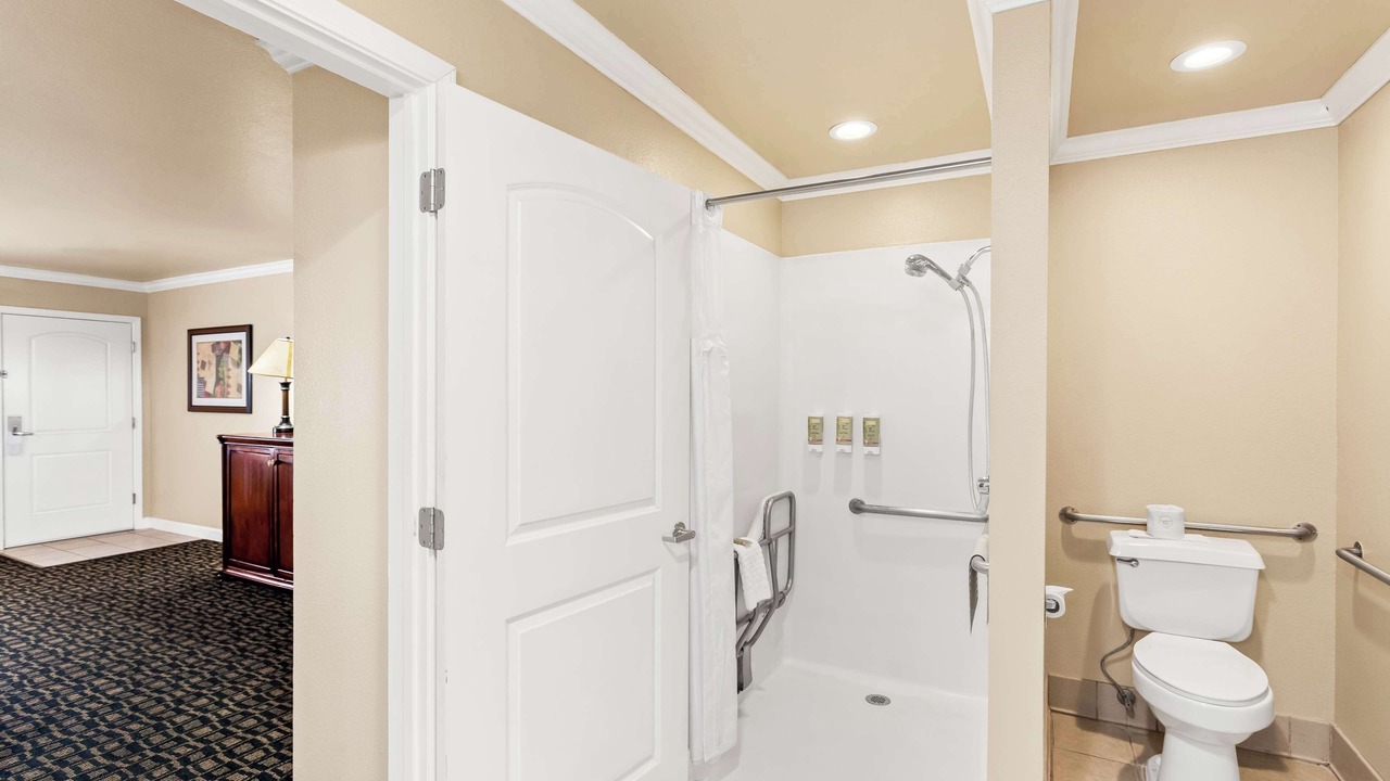 Photo of Bedroom in Yreka