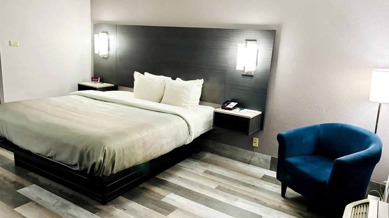 Photo of Bedroom in Raynham