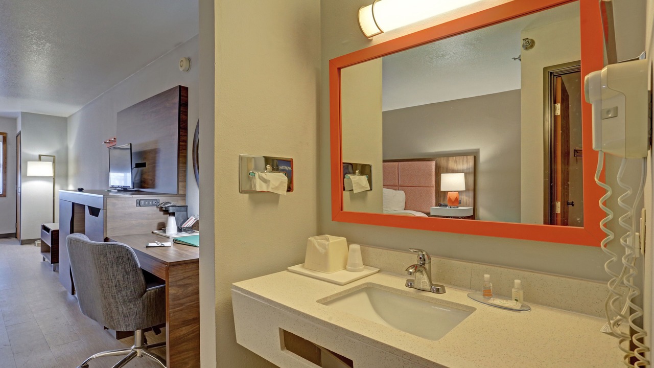 Photo of Bedroom in Pierre